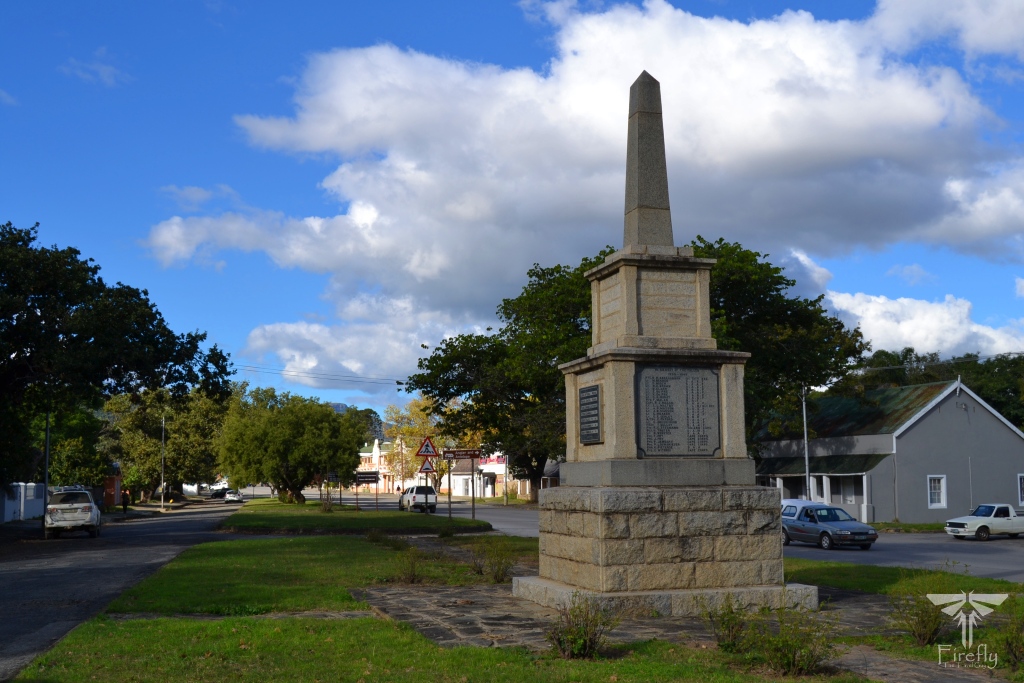 Read more about the article The war memorial in Somerset East
