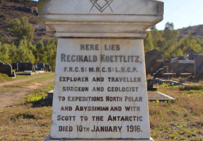 Read more about the article An Arctic explorer buried in the Karoo?