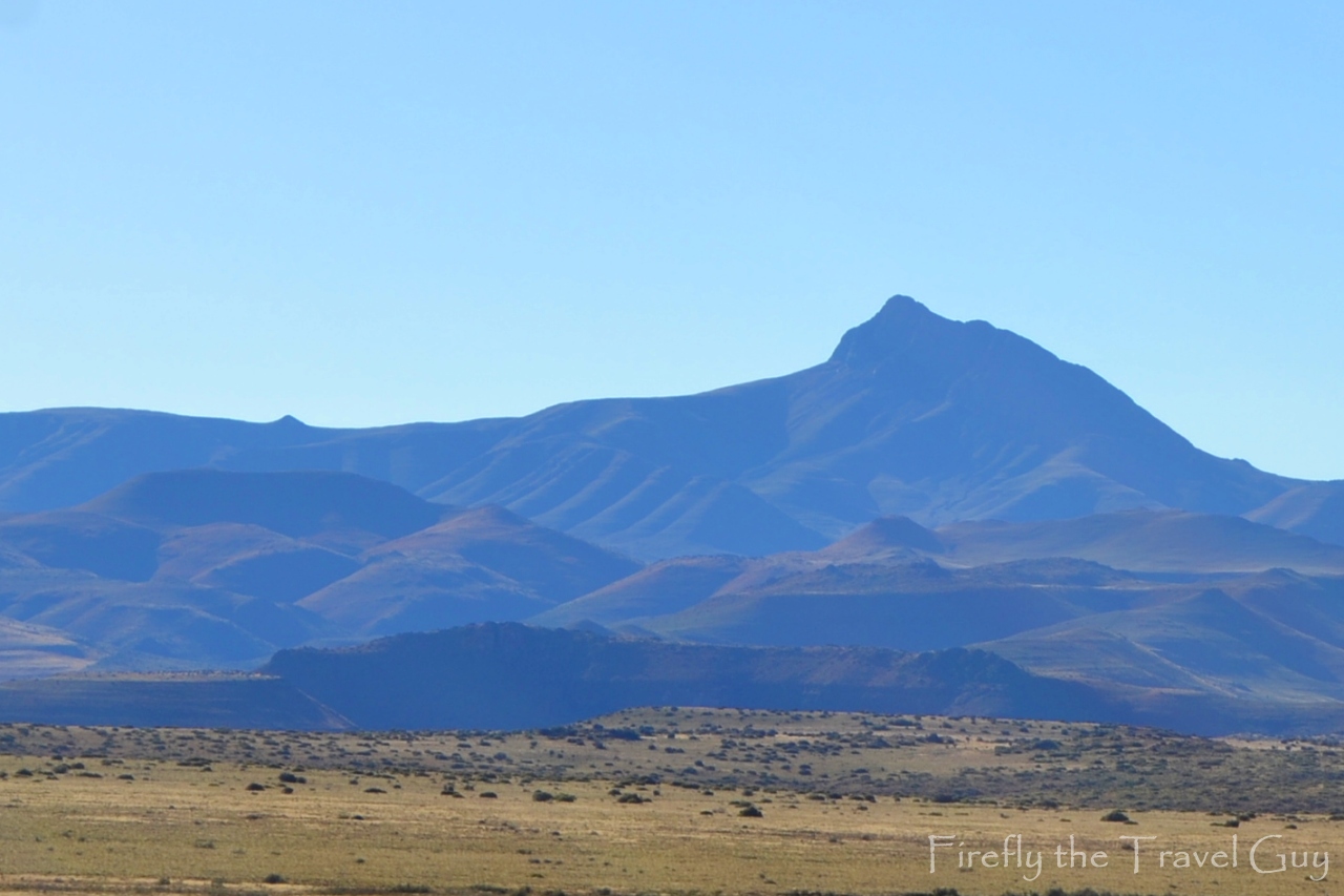 Read more about the article Compassberg, looking down on the surrounding Karoo Heartland