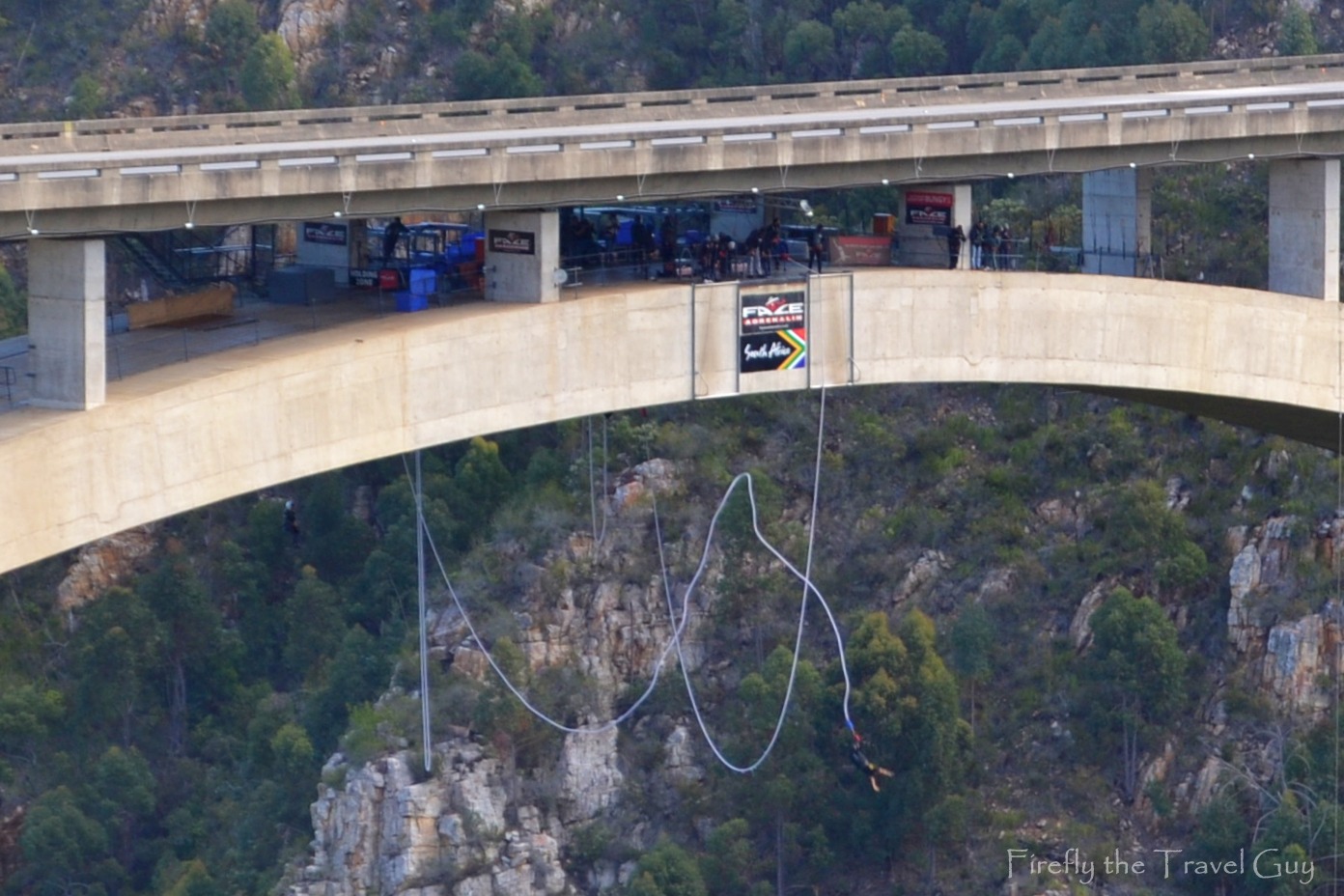 You are currently viewing The Bloukrans Bridge on the border of the Eastern and Western Cape